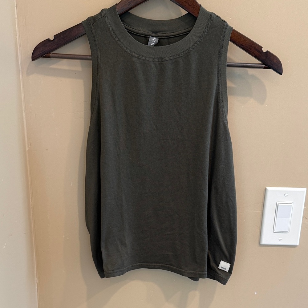 Vuori Olive Green Ribbed Crew Tank